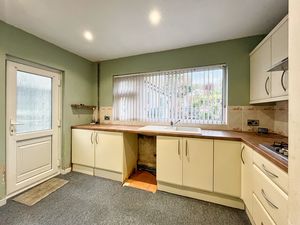 Photo 23- click for photo gallery